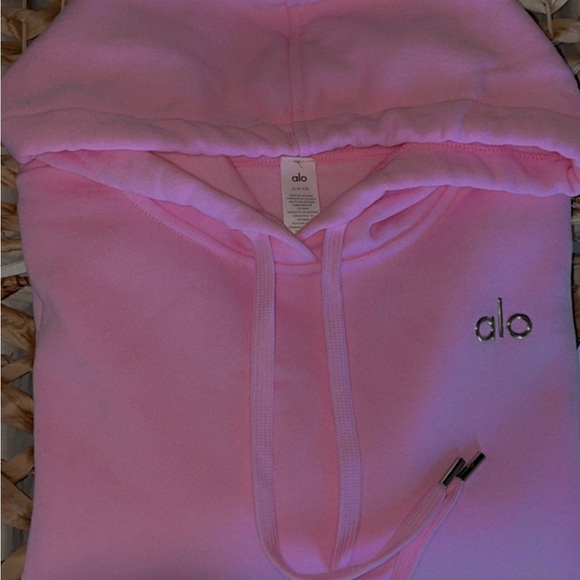 Alo Yoga accolade pink hoodie